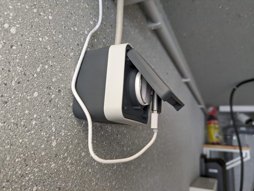Meross Installation - Brennenstuhl USB Steckdosenadapter mit USB 90 Grad Winkeladapter